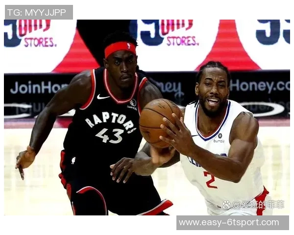 莱昂纳德半场表现出色高效贡献13分3篮板4助攻1抢断助力球队